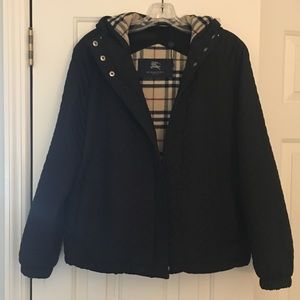 Burberry Women’s quilted hooded jacket